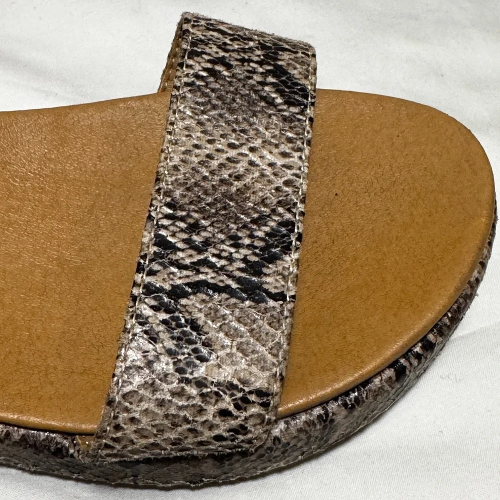 Lucky Brand Girls‎ Size 3 M Platform Sandals Snake Skin Pattern